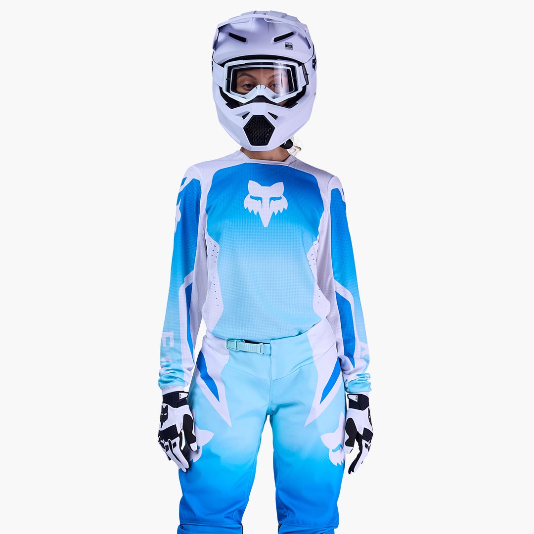 180 Shield — White/Blue